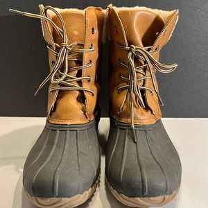 Blue Suede Huey women size 9 Duck boots